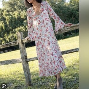 NEW NATURAL LIFE Floral Long Sleeve Dress Size Large Bohemian Flowy Maxi